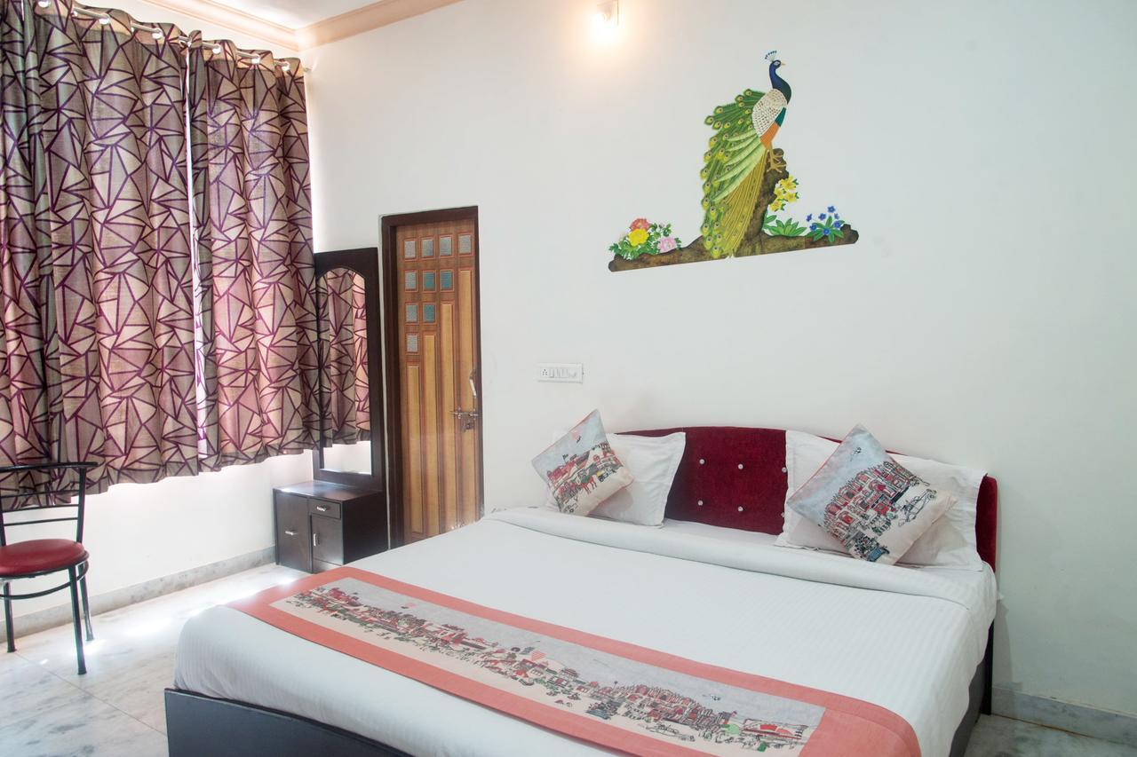 Oyo 11743 Hotel Shree Krishna أُودايبور المظهر الخارجي الصورة